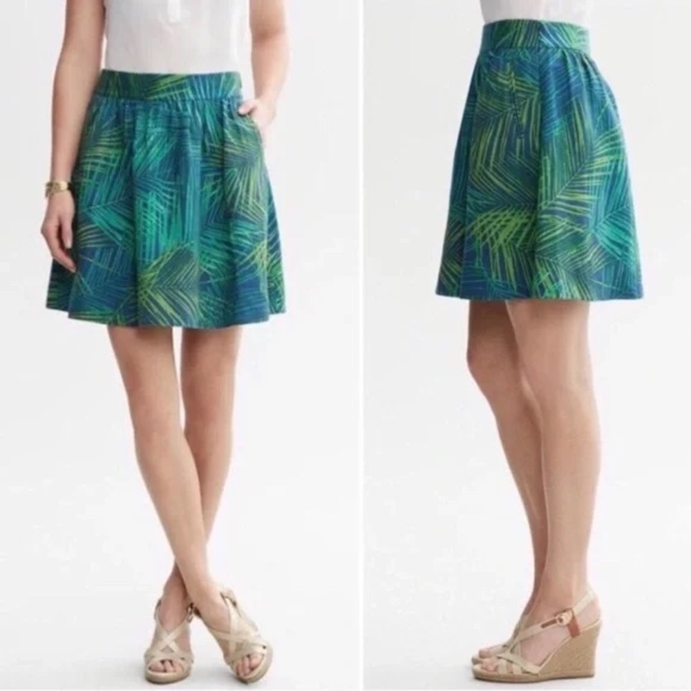 Banana Republic Women's Linen Blend A-Line Skirt Palm Print Blue Green Size 10